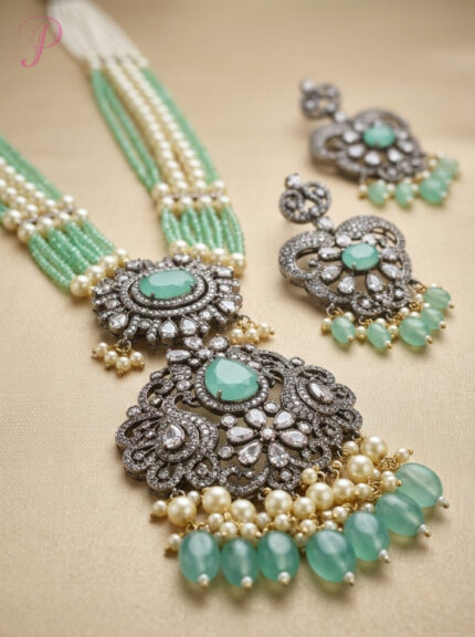 Aaralyn Mintstone Royale Set